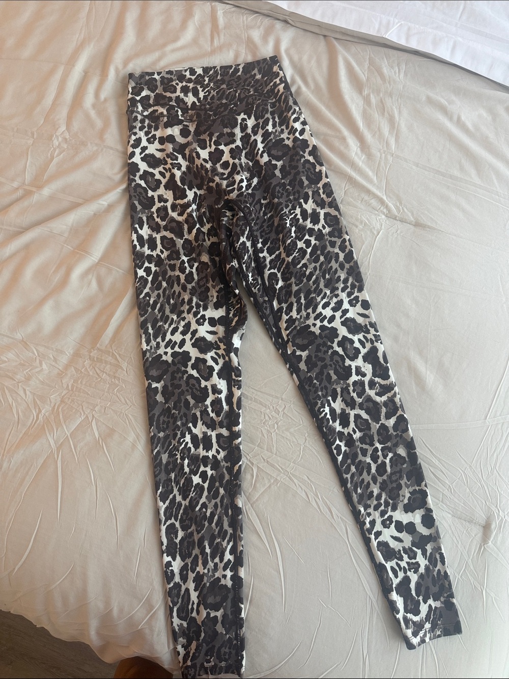 VITALITY Women’s Leopard Print Leggings - Black & White